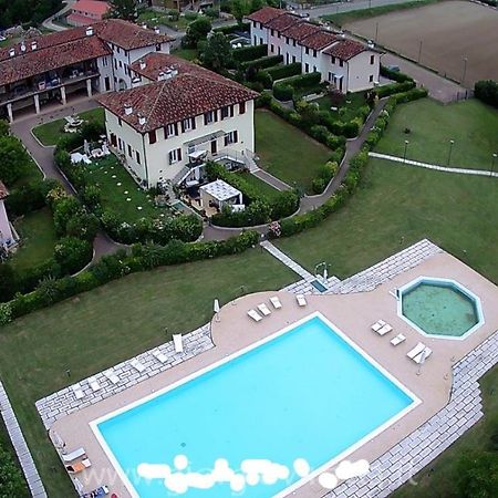 100% Design Vila Desenzano del Garda Exterior foto