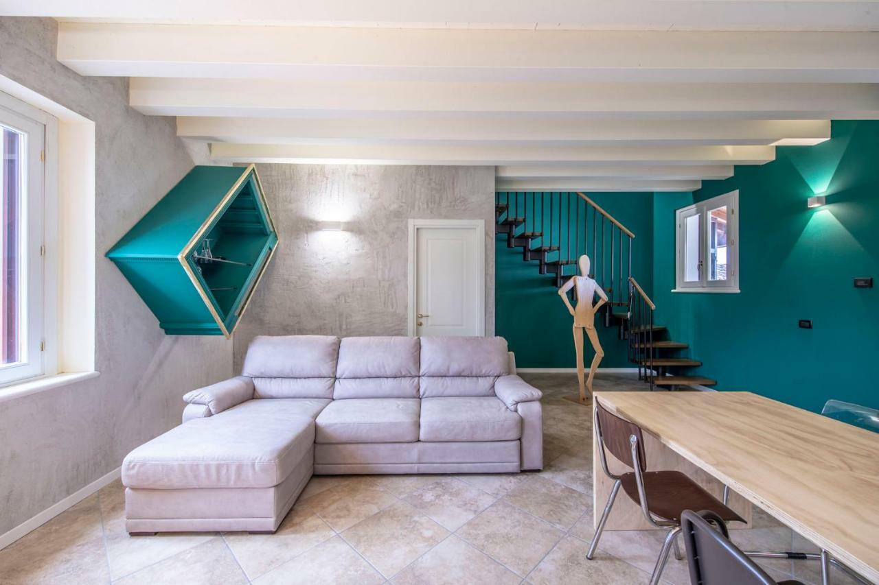 100% Design Vila Desenzano del Garda Exterior foto